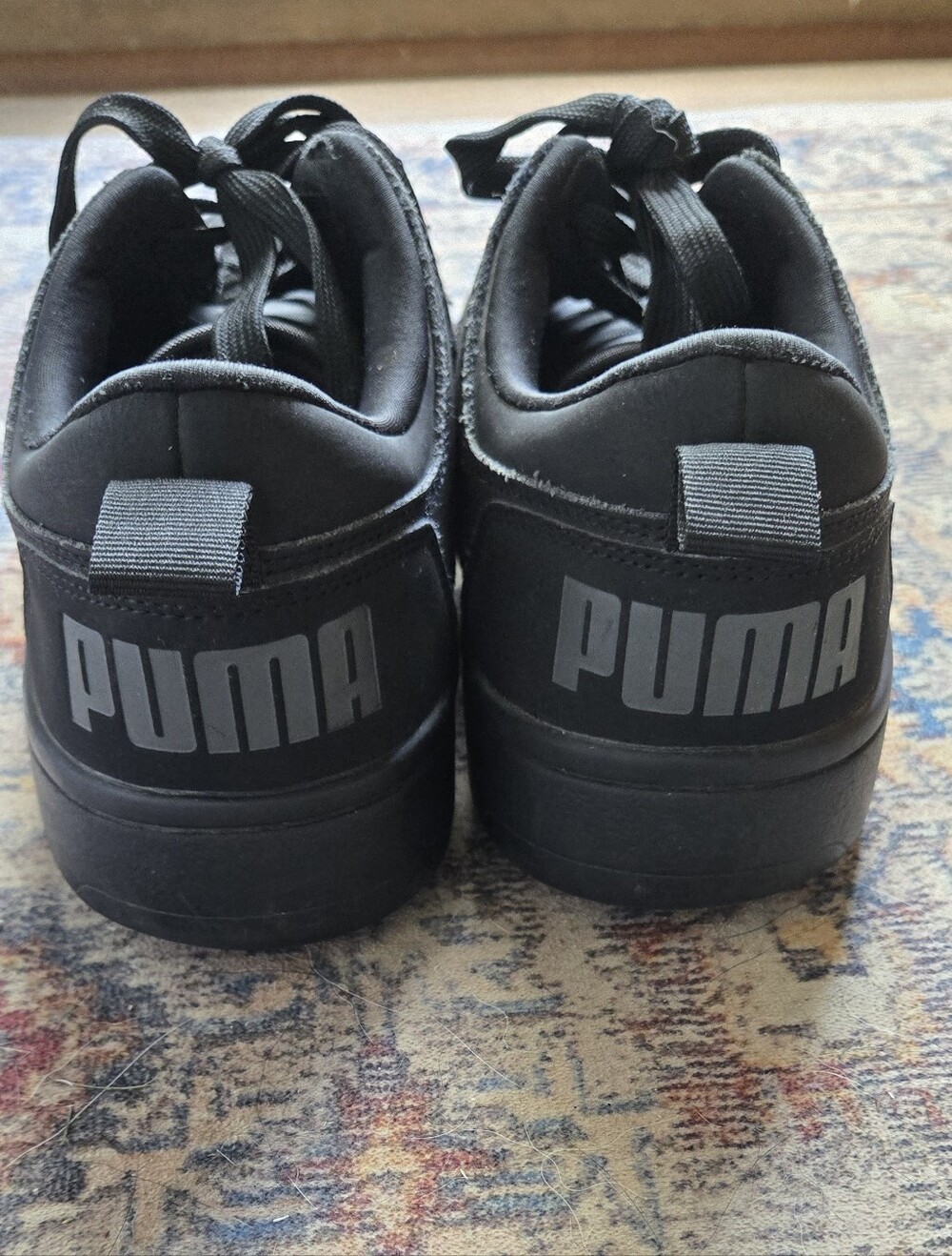 Puma Black Low-Top Sneakers with Gray Logo